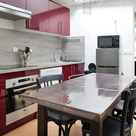 Grand Coeur De D'angers - 5 Personnes